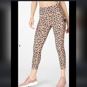 NWT Fabletics Mila High Waisted  Pocket Capri Animal Print Tan Medium